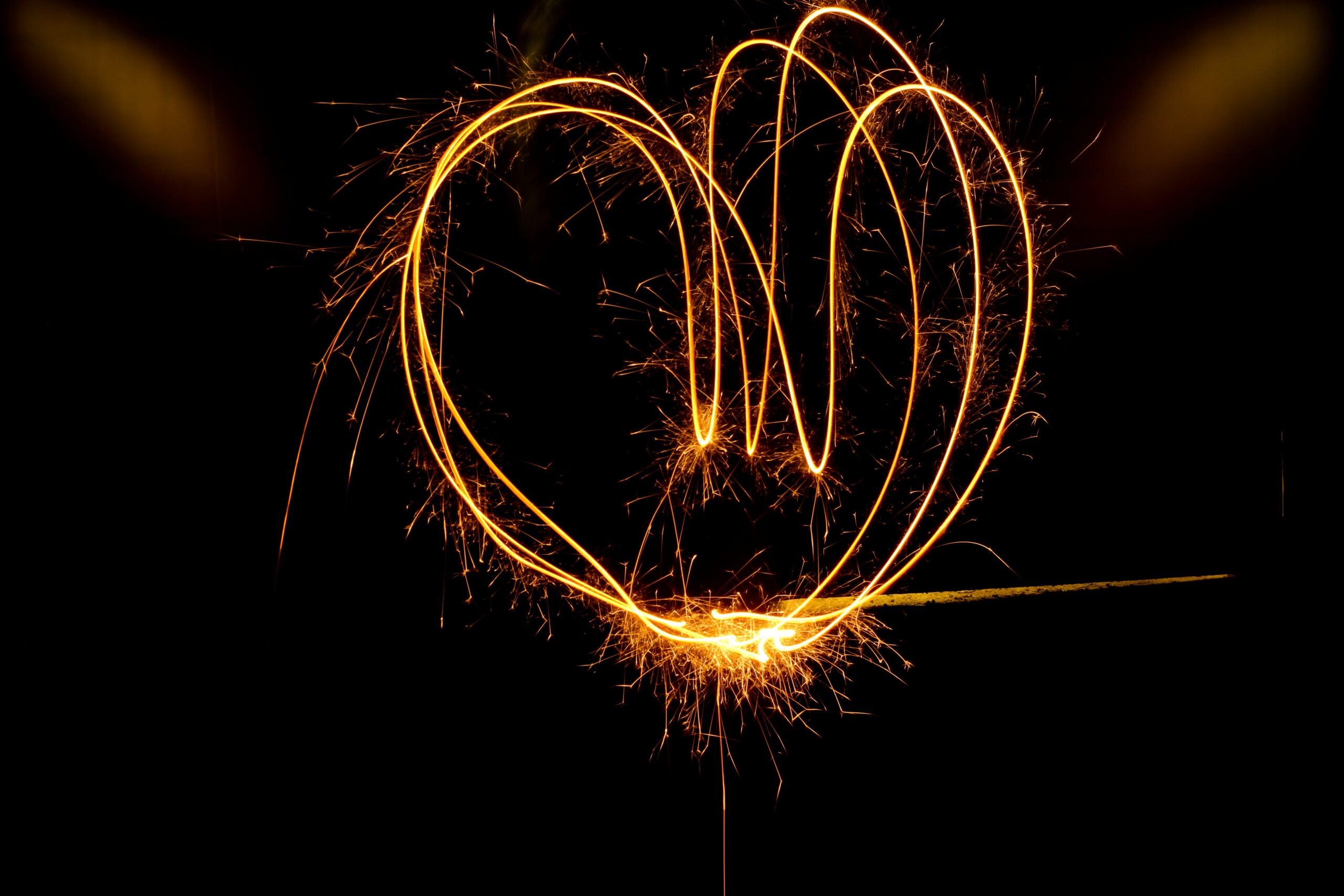 what is being love bombed
